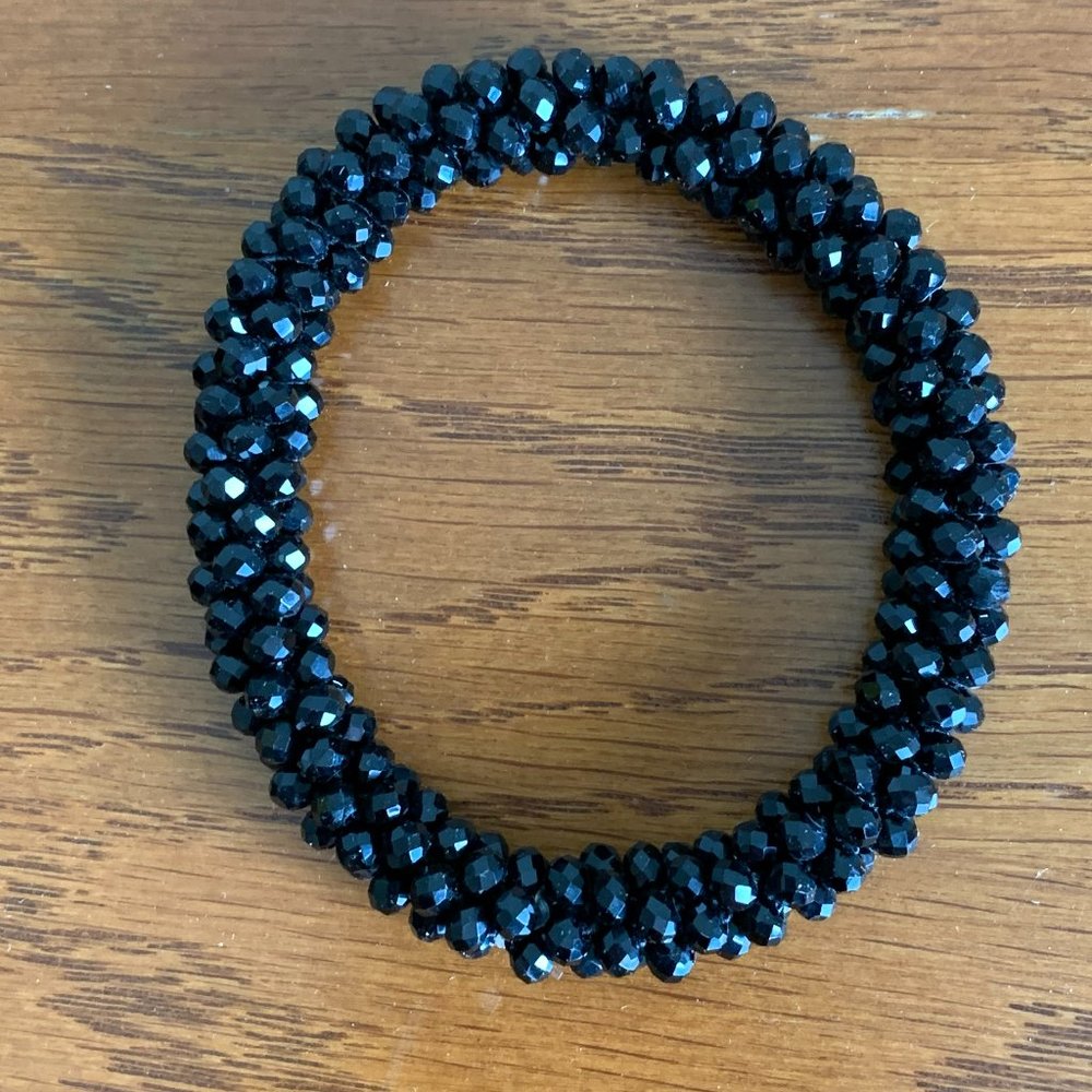 2/$15💙 NWOT Stretchy Black Beaded Bracelet